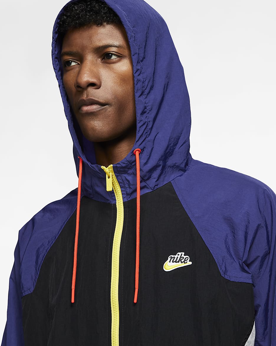 Nike deals Heritage Windrunner Zip Up Oversized Jacket - size Medium